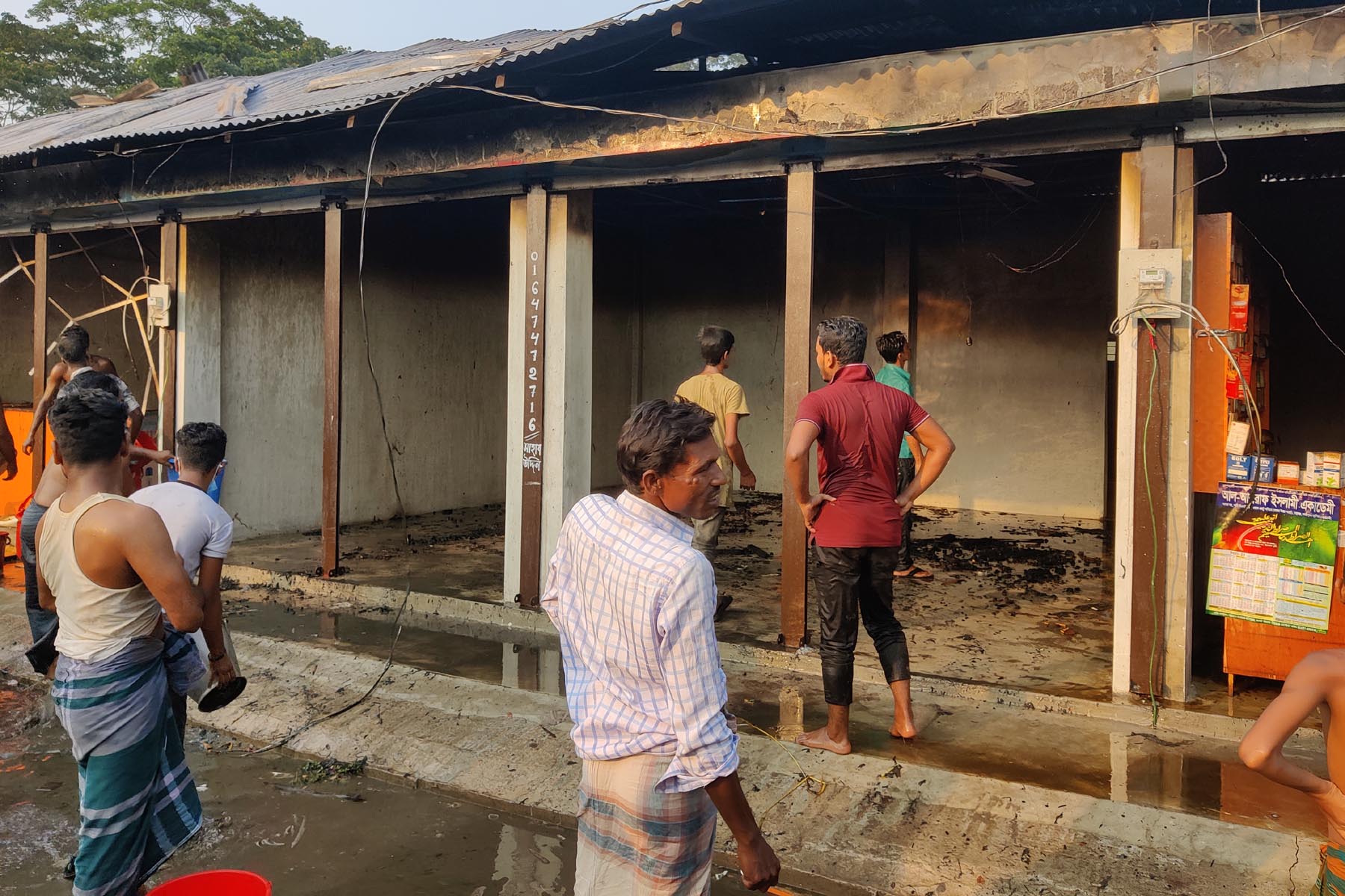 চন্দ্রগঞ্জে ২২ দিনের ব্যবধানে আবার ভয়াবহ অগ্নিকান্ড, ৫ দোকান পুড়ে ছাই