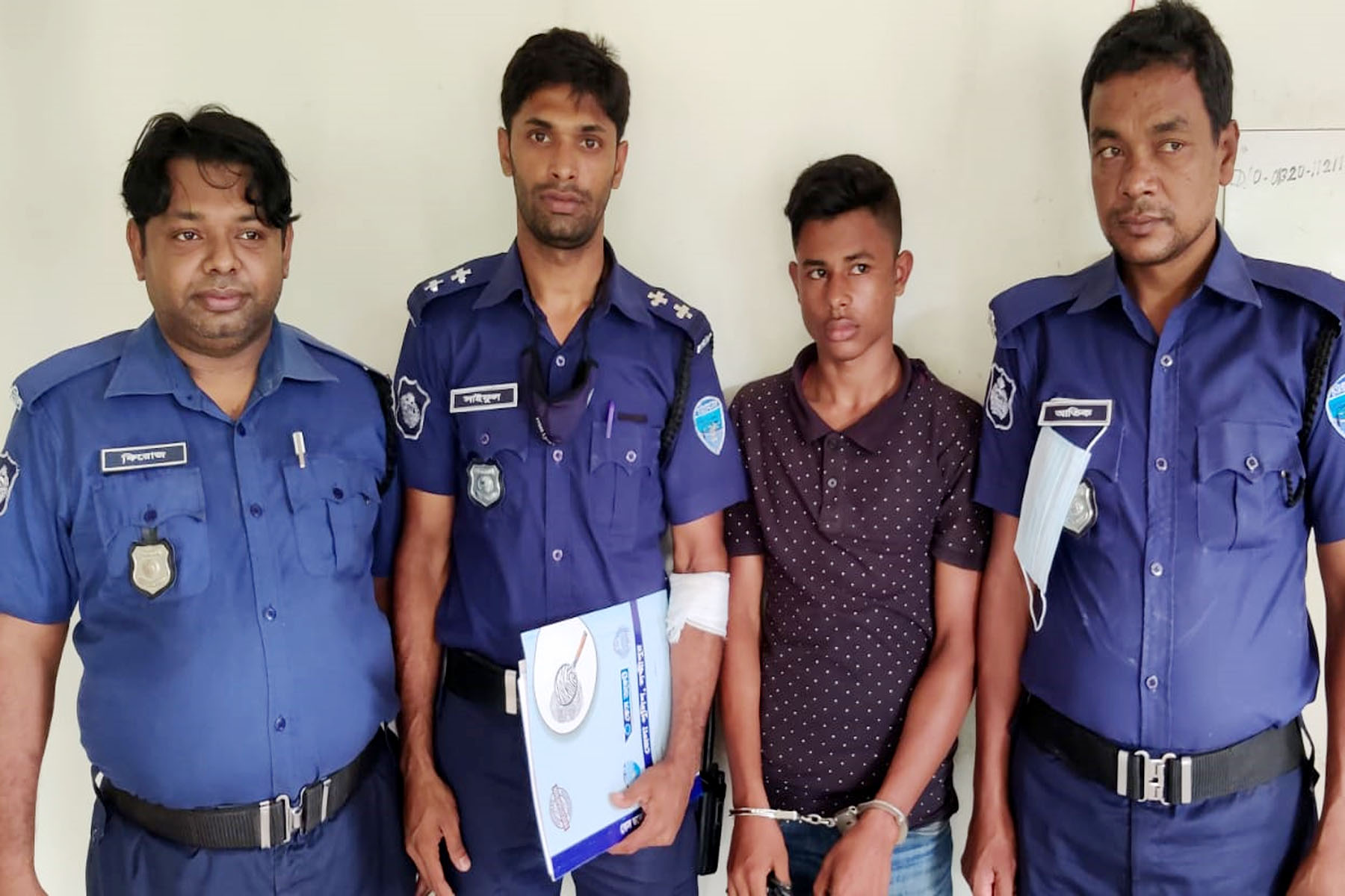 লক্ষ্মীপুরে প্রকাশ্যে বৃদ্ধ অটোরিক্সা চালককে হত্যা, ঘাতক গ্রেপ্তার