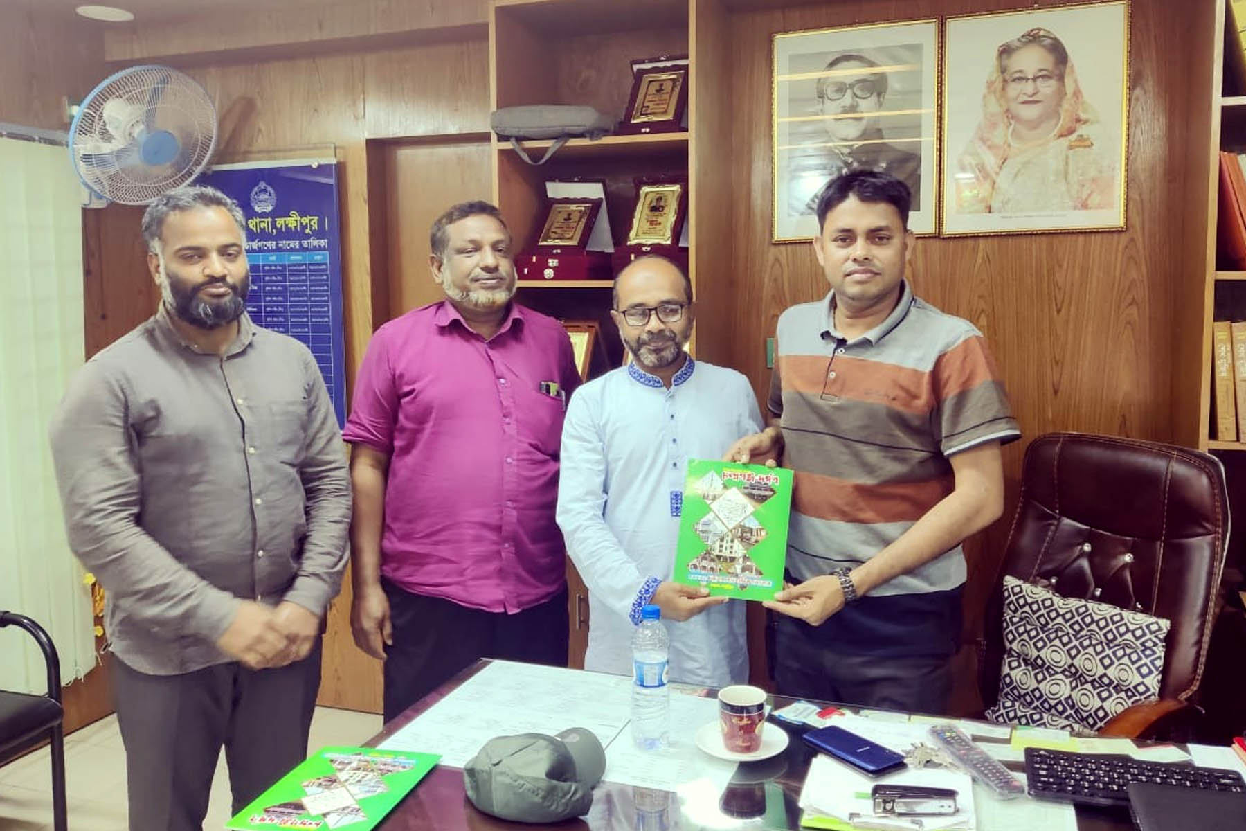 চন্দ্রগঞ্জ থানার নবাগত ওসি’র সাথে চন্দ্রগঞ্জ সাংবাদিক ফোরামের মতবিনিময়