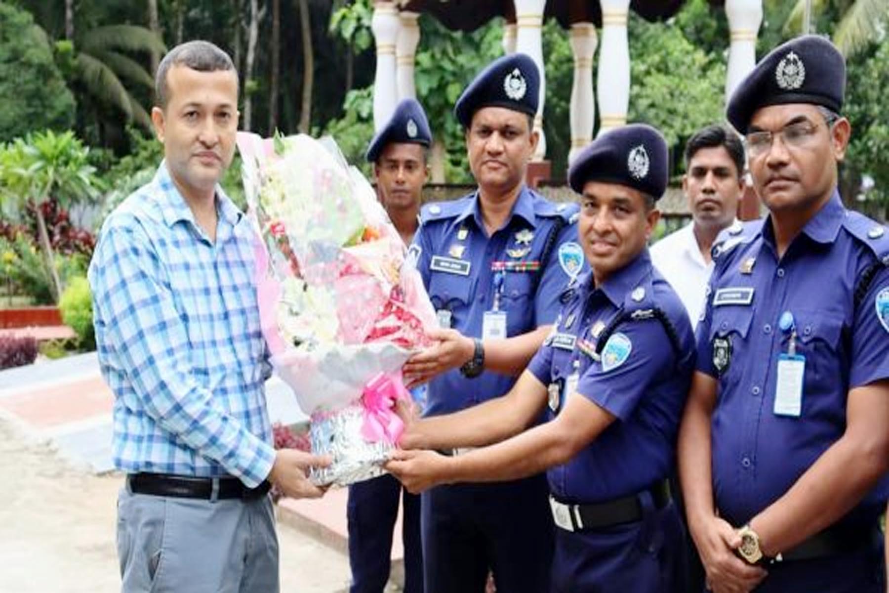 লক্ষ্মীপুরে নবাগত পুলিশ সুপার মোহাম্মদ তারেক বিন রশিদ’র যোগদান